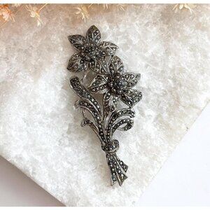 Blooming Double Floral Marcasite Gemstone Vintage Silver T Antiqued Brooch Lapel